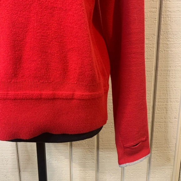 Athleta North Point Sweater with thumb holes, size medium. - Picture 3 of 7